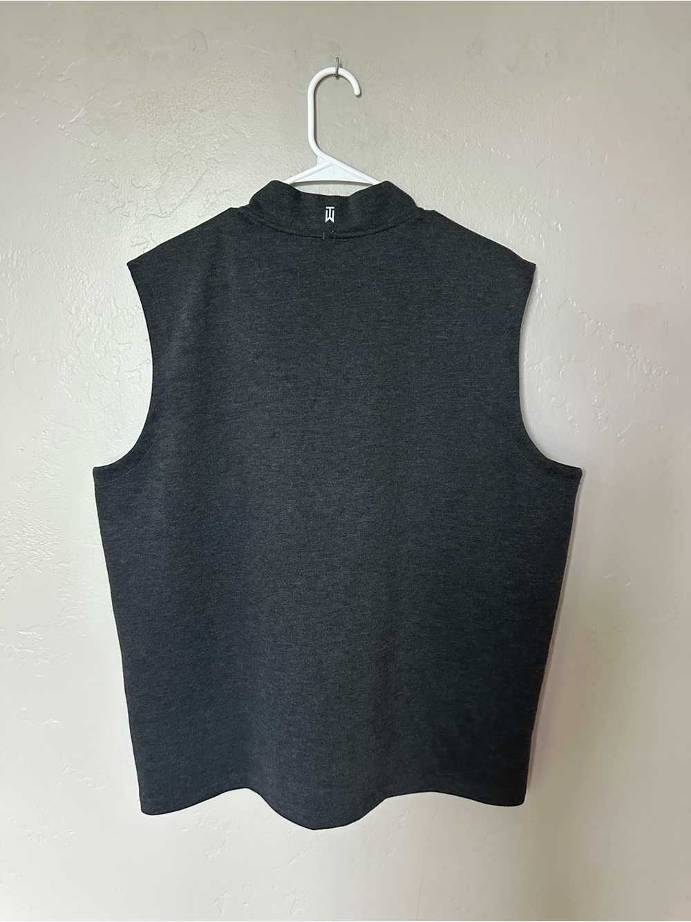 Nike Tiger Woods Collection Pullover Vest in Charcoal Gray - Picture 5 of 6